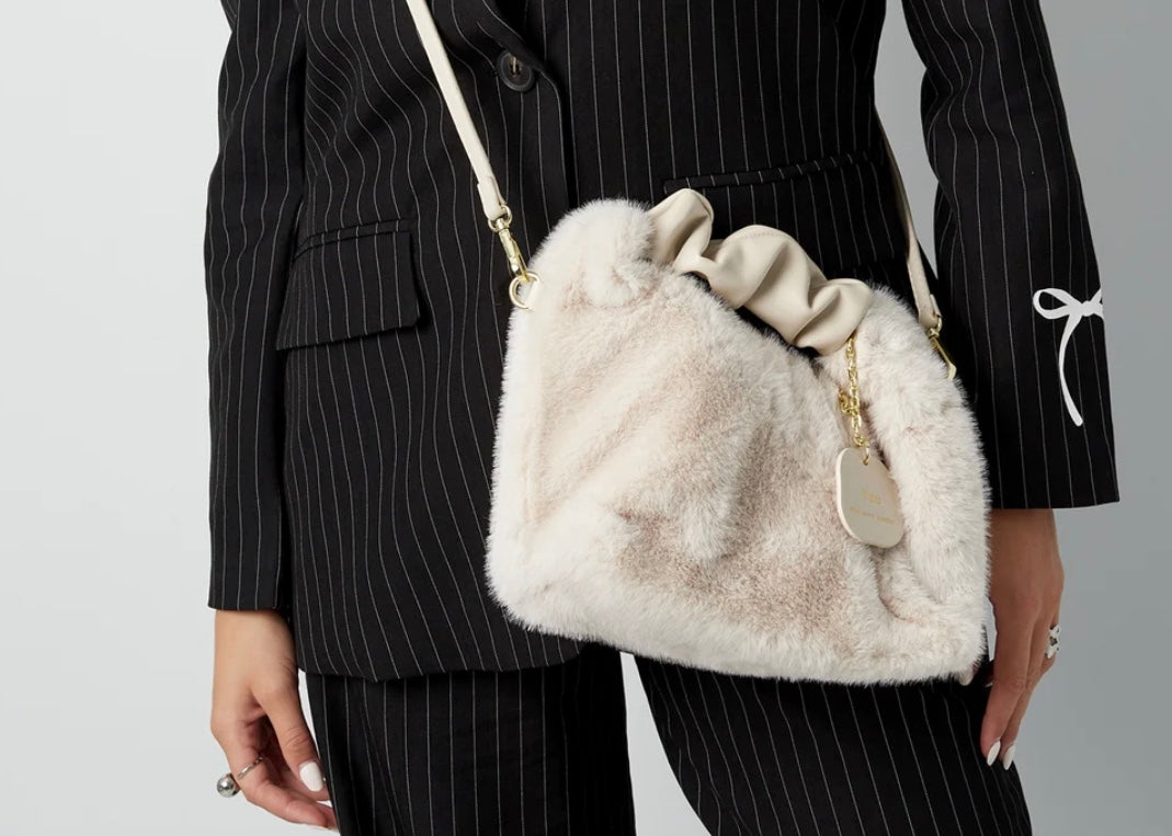 MAY Fluffy Bag with tag Brown